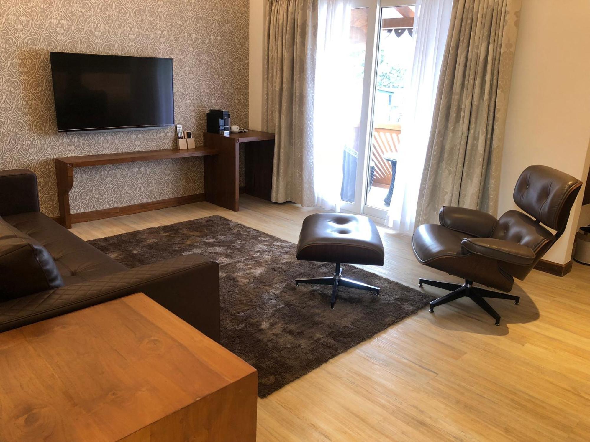 The Radh Hotel 캔디 외부 사진
