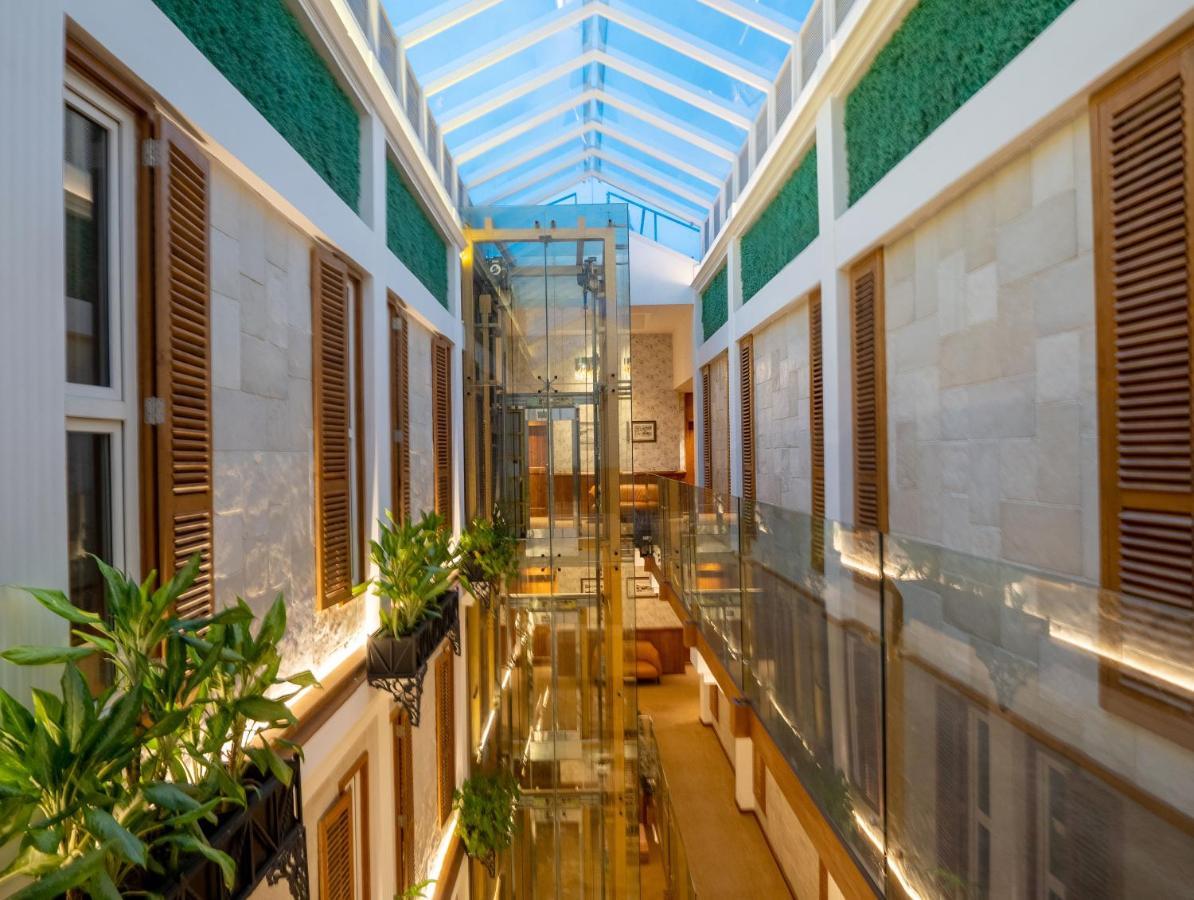 The Radh Hotel 캔디 외부 사진
